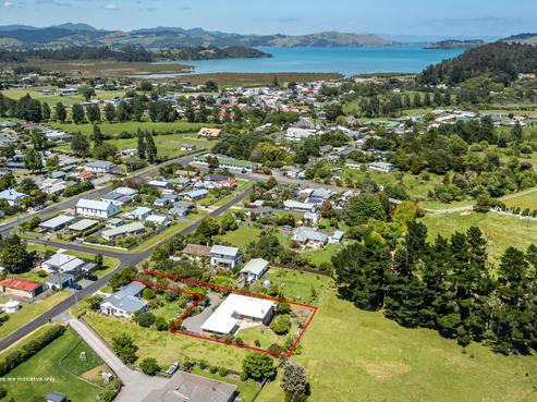 165 Watt Street, Coromandel