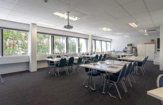 230m² Office with Parking in Central Ellerslie