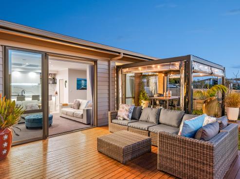 6 Taranui Way, Paraparaumu Beach
