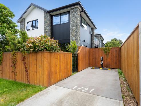 1/27 Waiwhetu Road, Waiwhetu