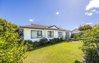 9 Crail Court, Totara Heights