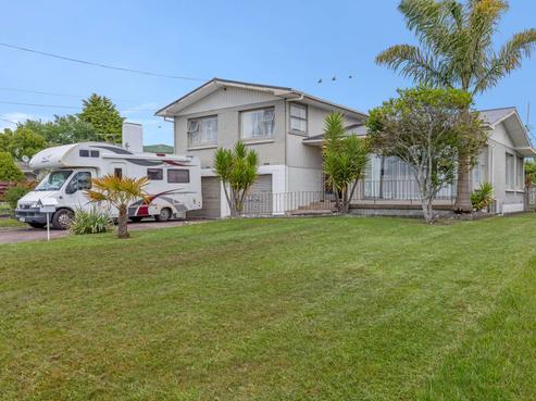 8 Martin Street, Utuhina