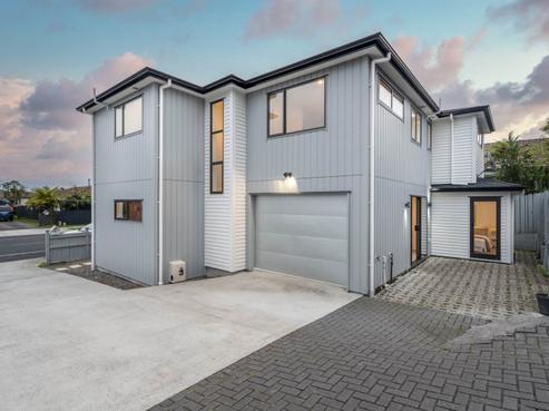 16 Gosford Drive, Botany Downs