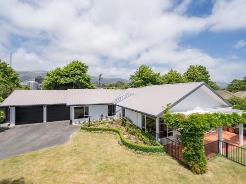 5 Rossetti Court, Stoke
