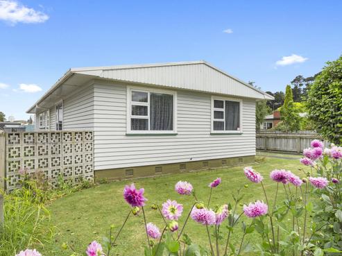 90 Parsons Street, Springvale