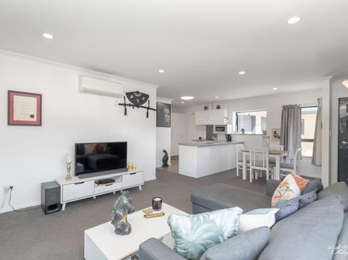7/58A Molesworth Street, Taita