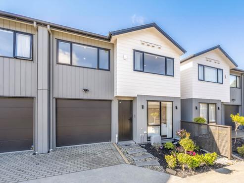 25E Oteha Valley Road, Northcross