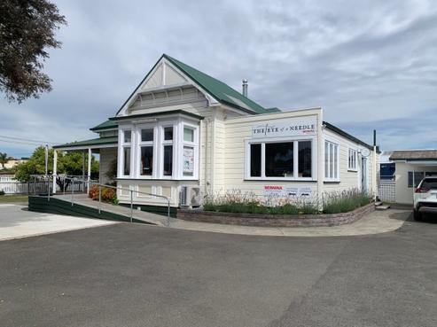 410 Avenue Road East, Hastings