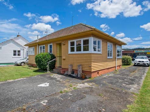 54 Kamo Road, Kensington