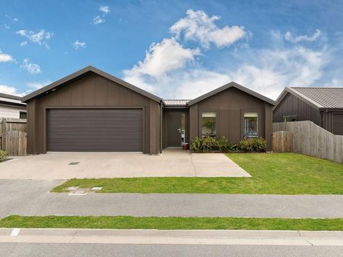 15 Peterley Road, Lower Shotover