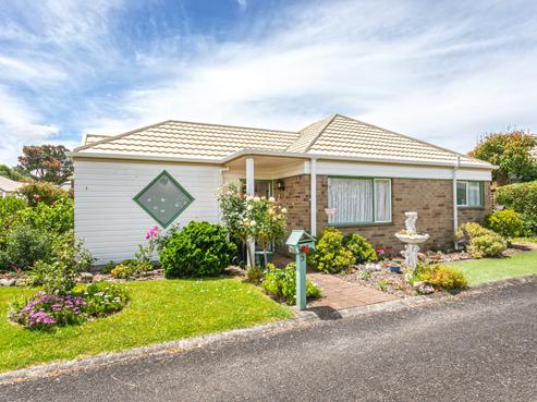 9 Garden Grove, Tairua