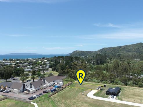 106 Karearea Way, Matarangi
