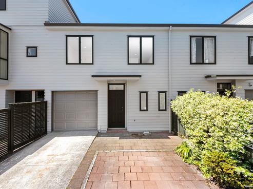 83/1 Ambrico Place, New Lynn