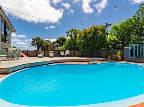 280F Motutara Road, Muriwai
