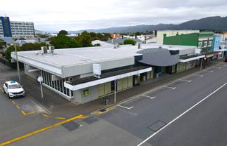 Prominent Position in Petone!