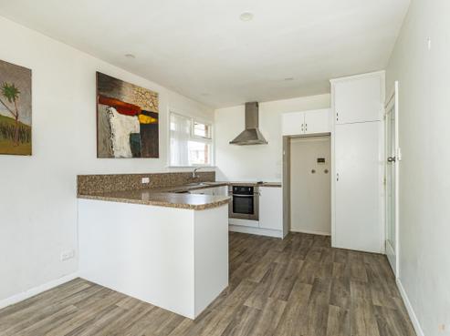 27A Rathmore Street, West End
