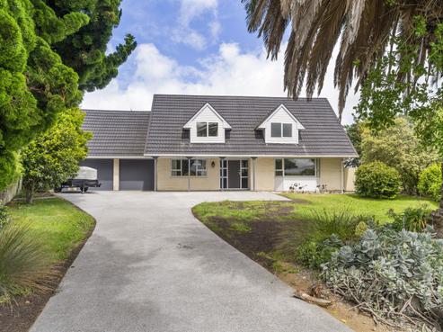 25 Callender Terrace, Paraparaumu Beach