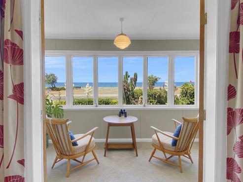 36 The Esplanade, Westshore