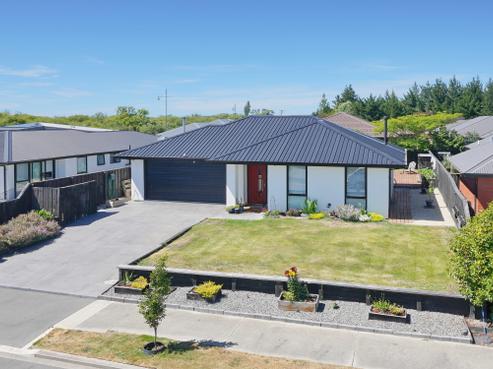 3 Waimarie Street, Pegasus