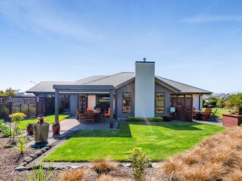12 Augusta Grove, Waiwhakaiho