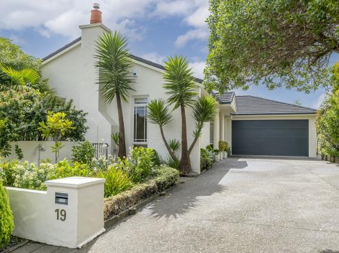 19 Quadrant Heights, Paraparaumu