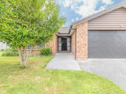 6 Chatham Place, Rototuna North