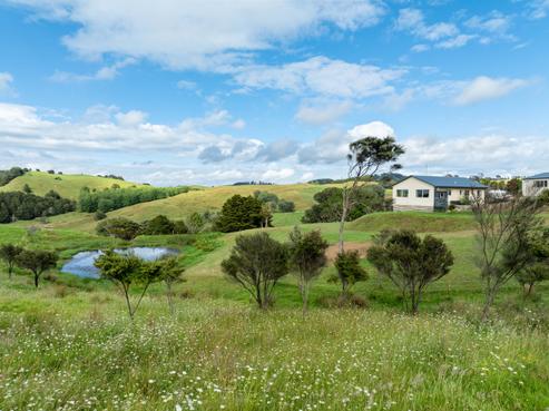 142 Heatley Road, Whakapirau