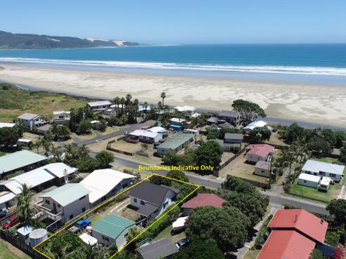 8 Korora Street, Ahipara