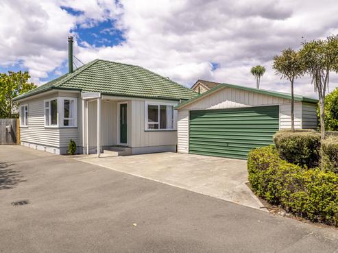 16 Epsom Road, Sockburn