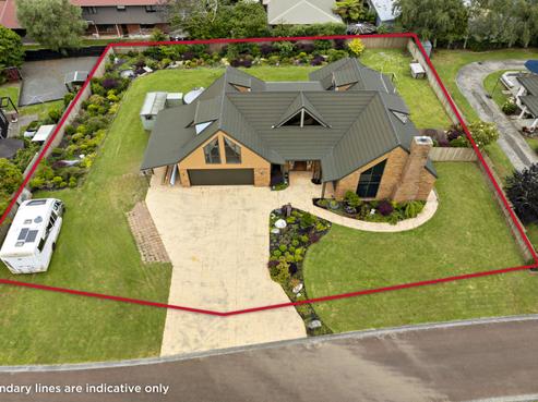 8 Mark Williams Place, Clevedon