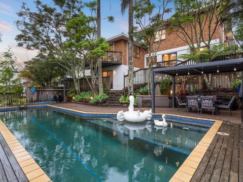 101 Sunrise Avenue, Murrays Bay