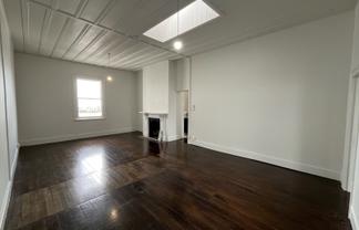 Live/work studio space on K road!
