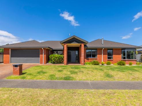 6 Aburoc Place, Paraparaumu Beach
