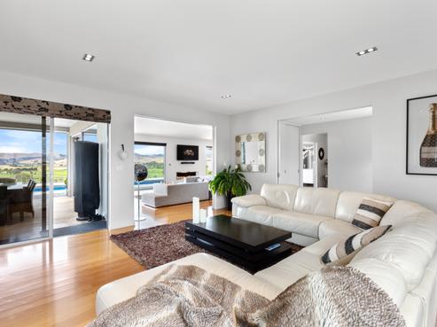 113 Marlborough Ridge Drive, Fairhall