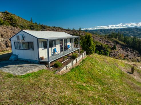 3 Grey Road, Reefton