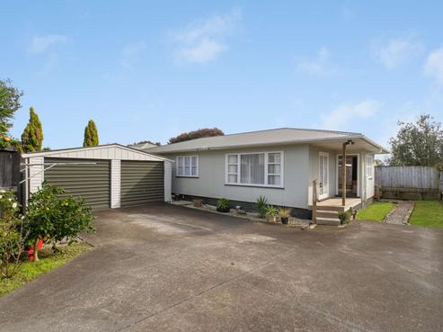 8B Warriston Avenue, Waiuku