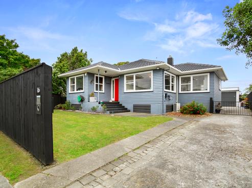 16 Pencarrow Crescent, Wainuiomata