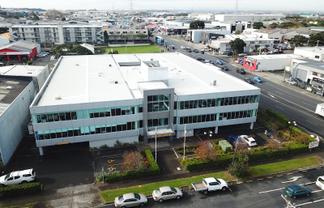 Versatile office space on Level 1