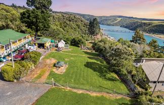 45 Sheffield Street, Taieri Mouth