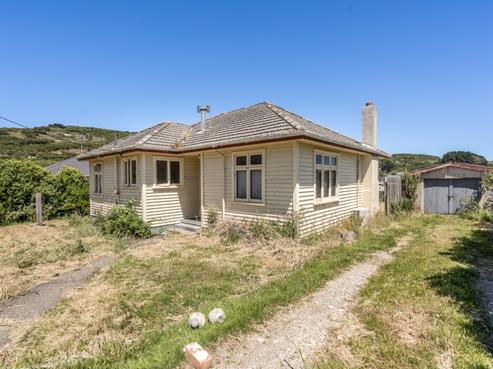 19 Flagstaff Road, Bluff