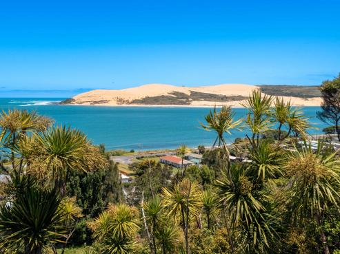27 Kokohuia Road, Omapere