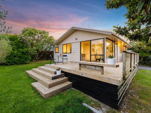 1 Iris Street, Snells Beach