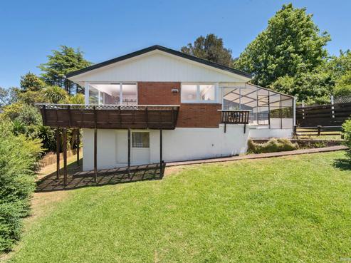 43 Royal Road, Massey