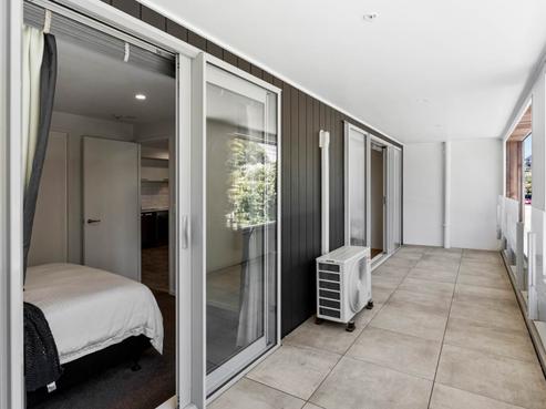 102/25 Bute Road, Browns Bay