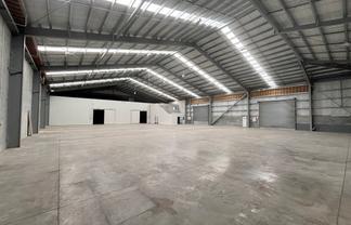 1,798sqm Warehouse in Onekawa