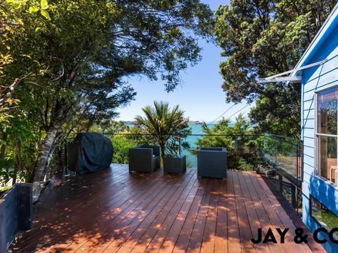 118 Kawakawa Bay Coast Road, Kawakawa Bay
