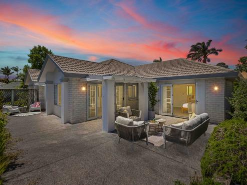 1 Tyburn Lane, Unsworth Heights