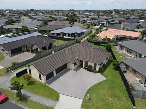 64 Aquila Crescent, Rototuna North