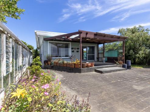 4 Rewa Road, Raumati Beach