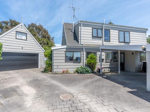 6 Chestnut Place, Pukete